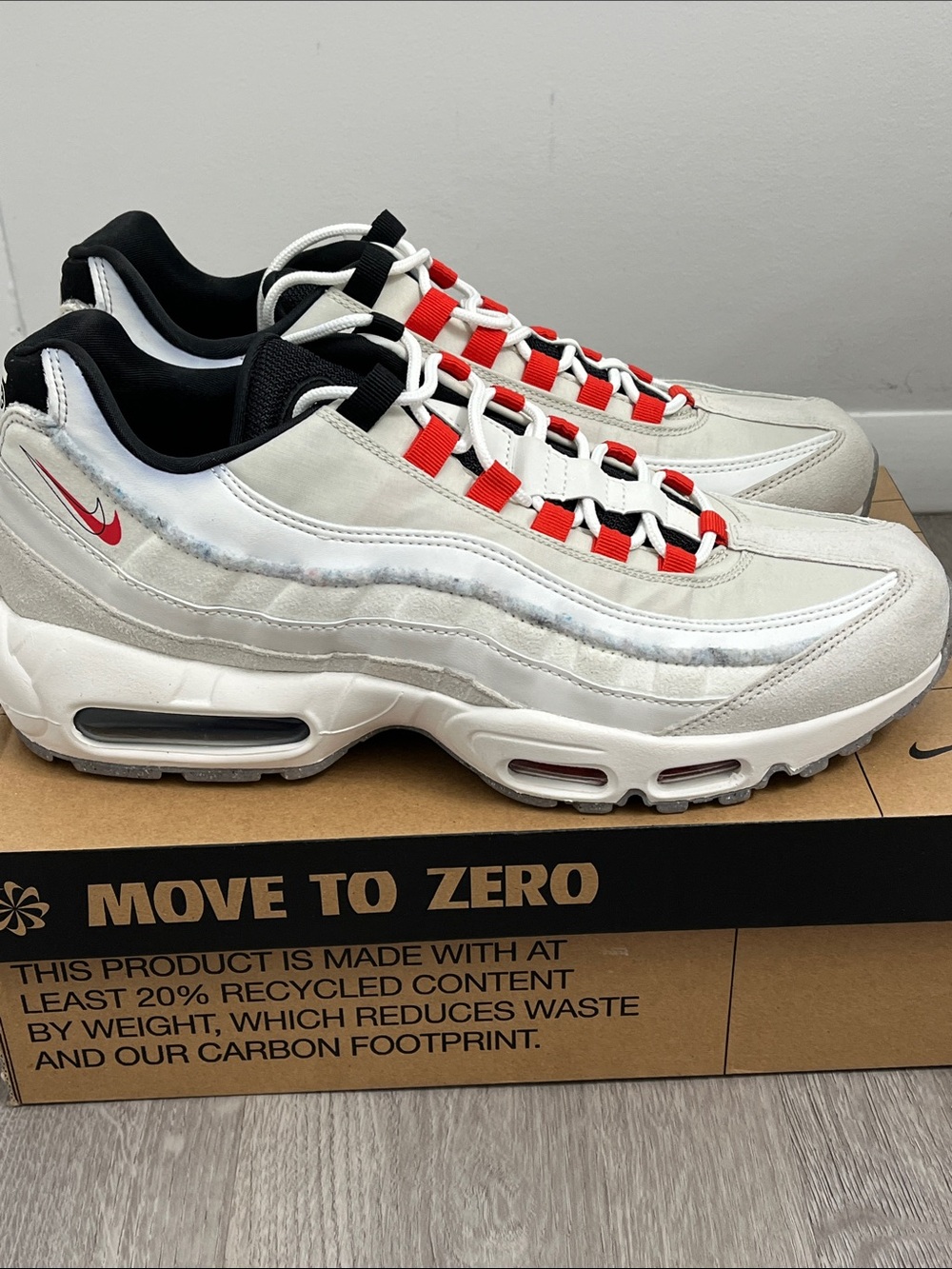 Nike Air Max 95 SE light bone habanero red sneakers men’s size 11 new